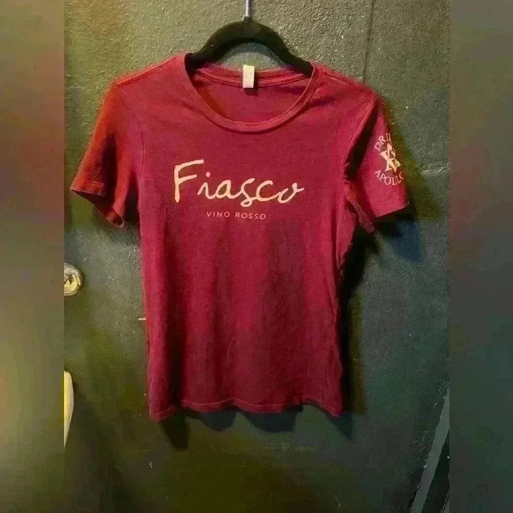 Women’s Fiasco Wine Short Sleeve Tshirt Size XL